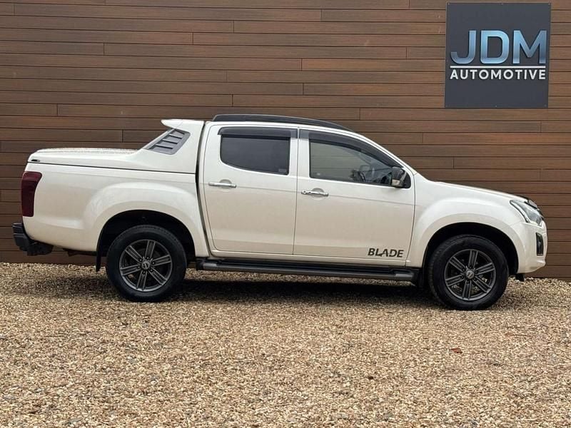 Usado Isuzu D-Max 2017 Branco Pickup