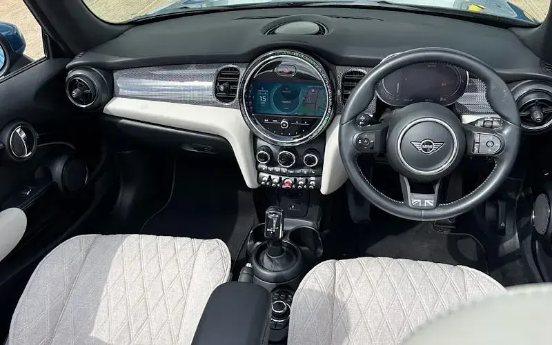 Used Mini Cooper Cabriolet Exclusive 136 HP (100 kW) 2021 Blue Cabriolet