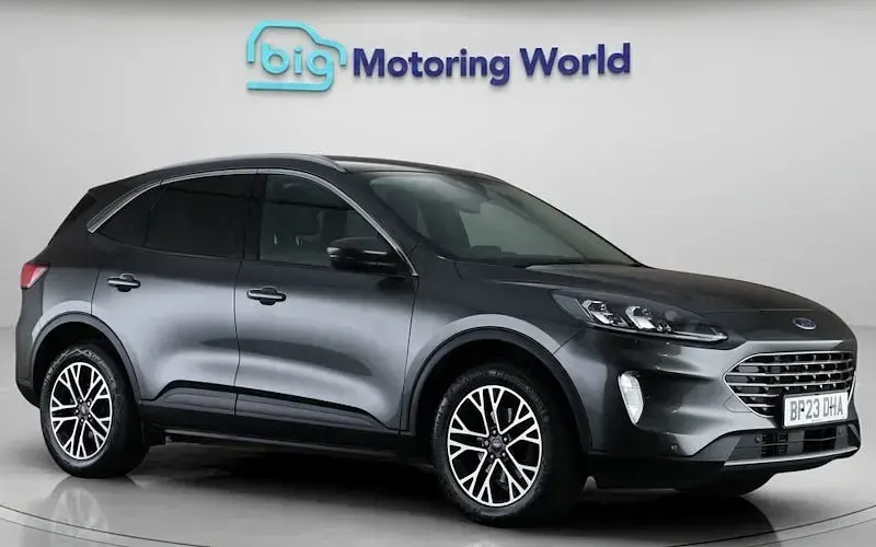 Used Ford Kuga Titanium 150 HP (110 kW) 2023 SUV