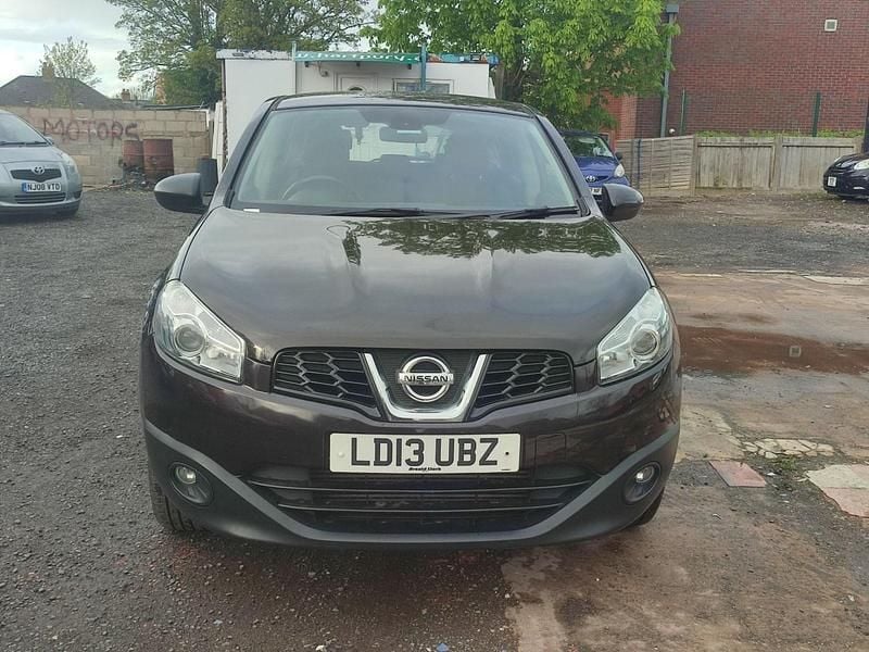 Used Nissan Qashqai Acenta 110 HP (80 kW) 2013 Black SUV