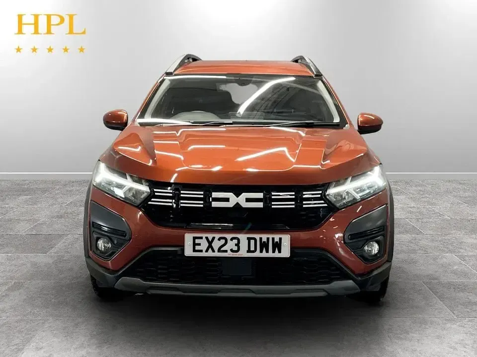 Used Dacia Jogger Expression 110 HP (80 kW) 2023 Brown MPV