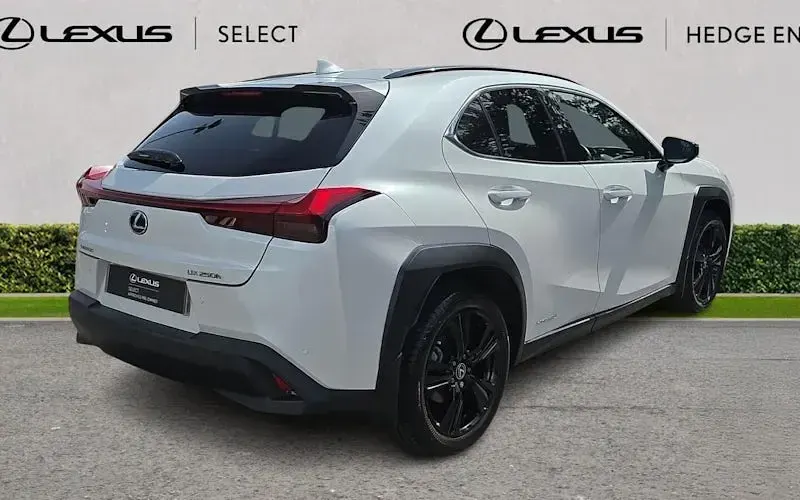 Used Lexus UX 184 HP (135 kW) 2024 SUV