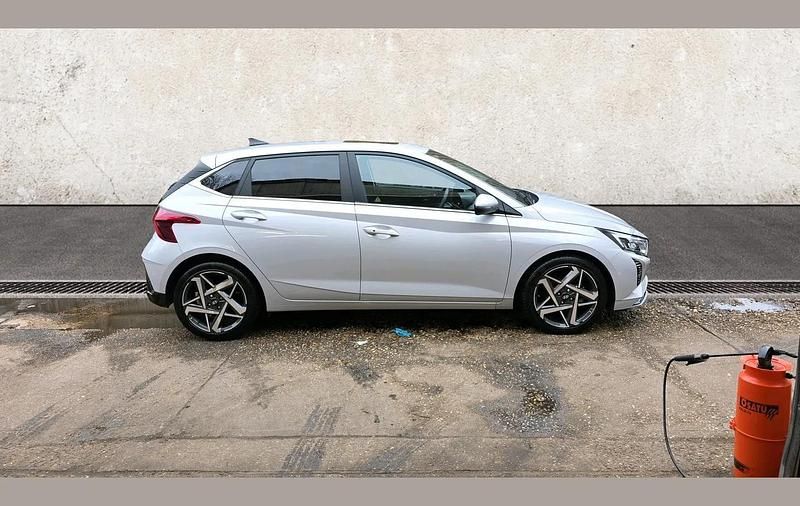 Used Hyundai i20 Ultimate 99 HP (72 kW) 2025 Grey Hatchback