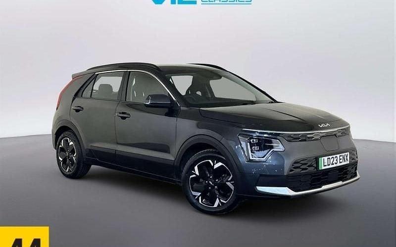 Used Kia Niro 150 kW (204 HP) 2023 Grey SUV