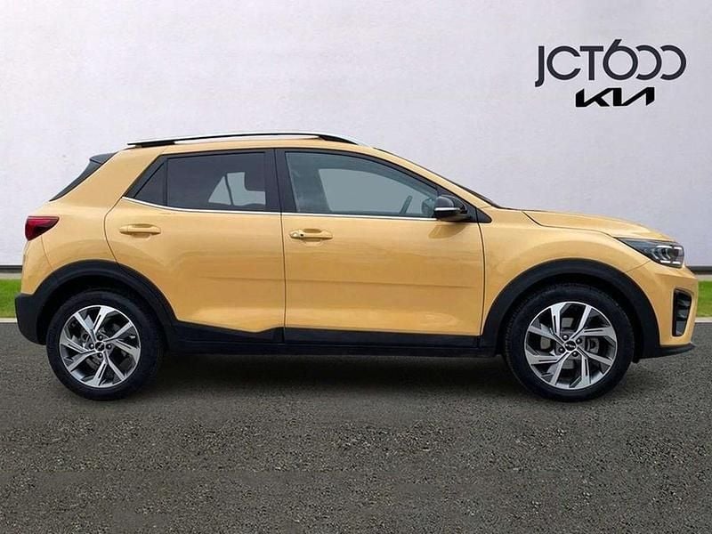 Used Kia Stonic GT-Line S 100 HP (73 kW) 2025 Yellow SUV
