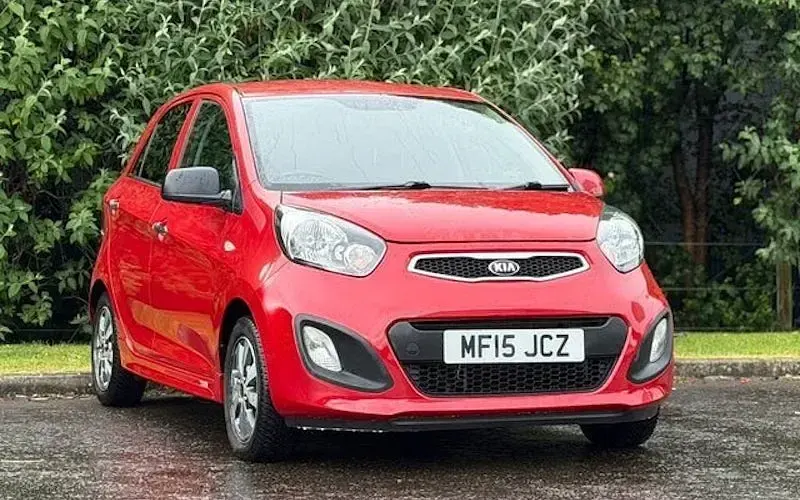 Used Kia Picanto 69 HP (50 kW) 2014 Red Hatchback