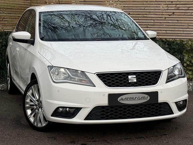 Used Seat Toledo Style 2016 White Hatchback