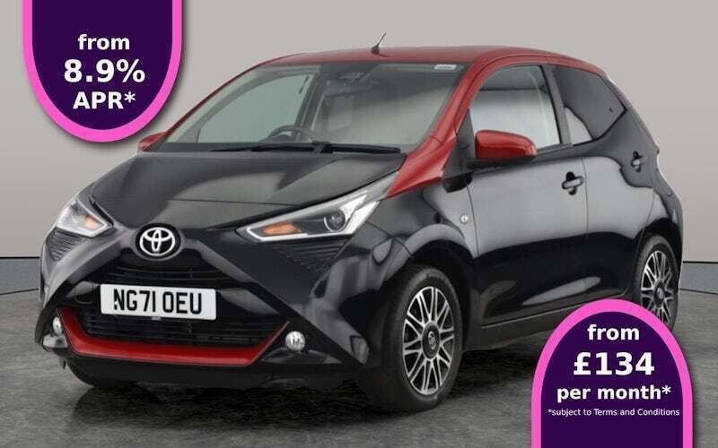 Black Used 2021 Toyota Aygo X-clusiv Hatchback | £11,225 (Fair price) - Image 1/4