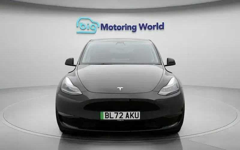 Used Tesla Model Y Long Range AWD 286 kW (389 HP) 2025 SUV