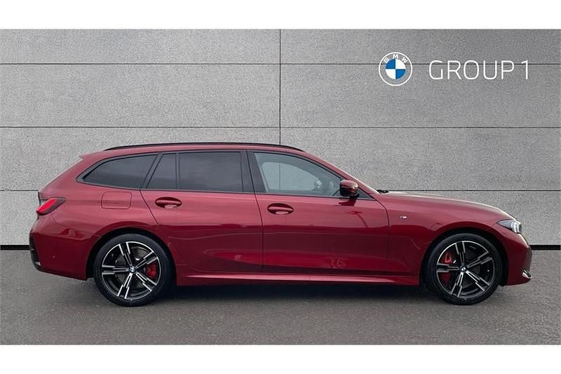 New BMW 320 M Sport 184 HP (135 kW) 2026 Red Estate