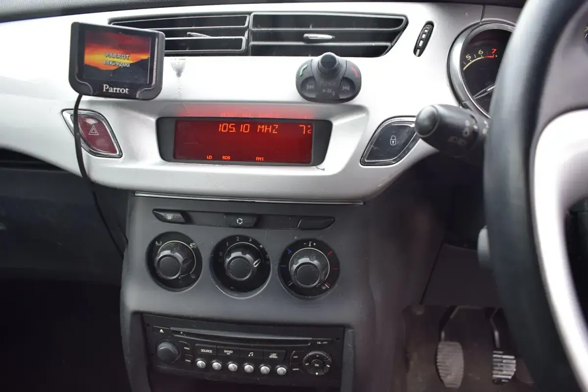 Used Citroën DS3 155 HP (114 kW) 2012 Red Hatchback
