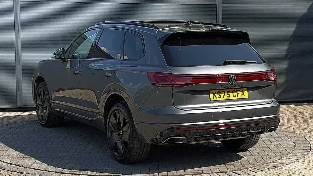 Used VW Touareg 286 HP (210 kW) 2025 SUV