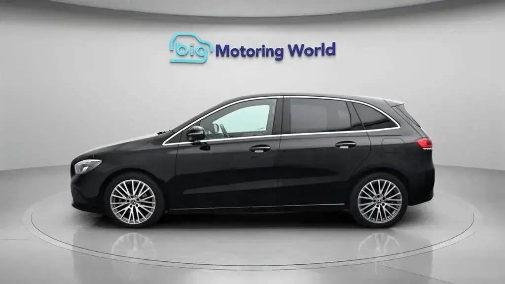 Used Mercedes B200 Executive 150 HP (110 kW) 2022 Black Hatchback