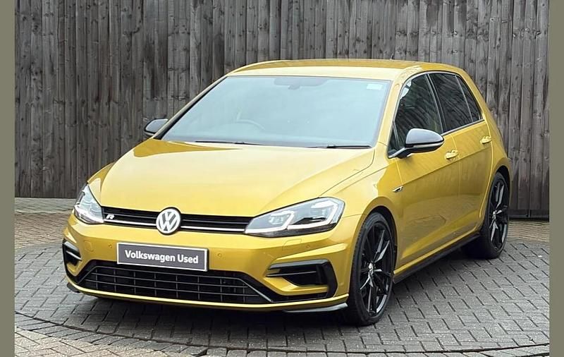 Used VW Golf VII R 300 HP (220 kW) 2019 Yellow Hatchback