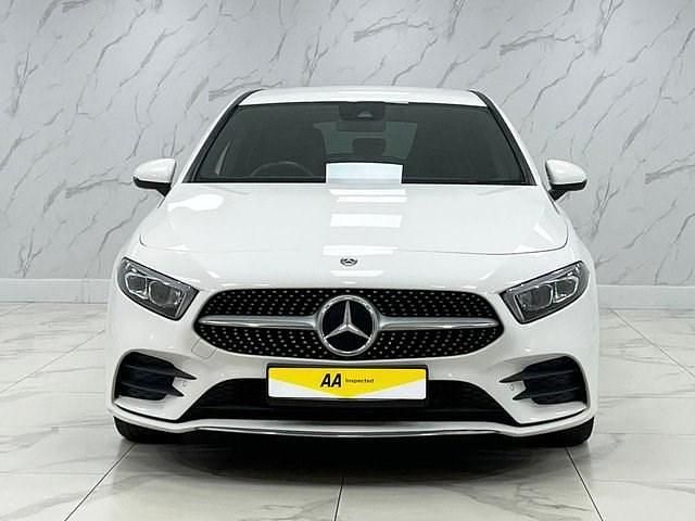 Used Mercedes A200 Executive 163 HP (119 kW) 2019 White Hatchback