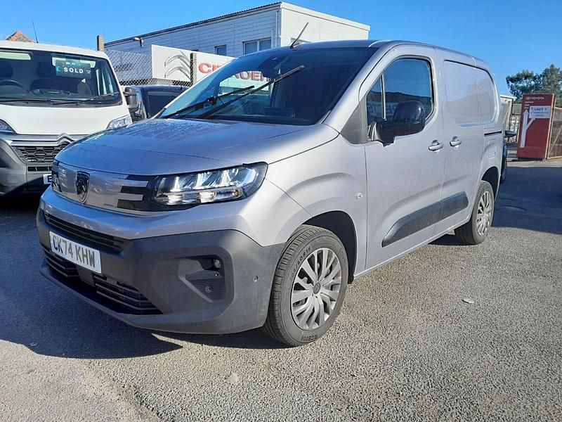 Second-hand Peugeot Partner S 129 CP (94 kW) 2024 Gri Monovolum