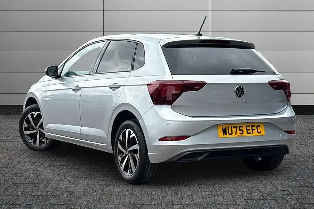 Used VW Polo Match 95 HP (69 kW) 2025 Reflex silver Hatchback