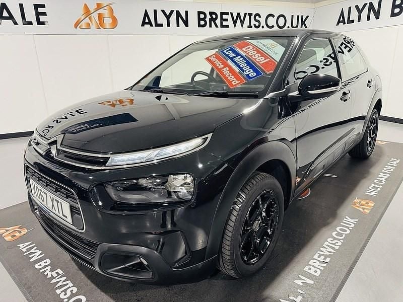 Obsidian black metallic Used 2018 Citroën C4 Cactus Feel Hatchback | £8,499 (Fair price) - Image 1/4