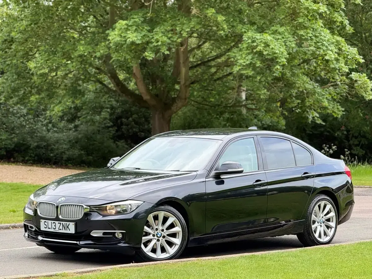 Used BMW 320 Advantage 2013 Black Sedan