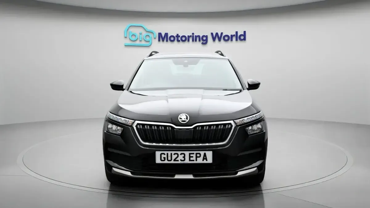 Gebraucht Skoda Kamiq SE Drive 109 PS (80 kW) 2023 Schwarz SUV