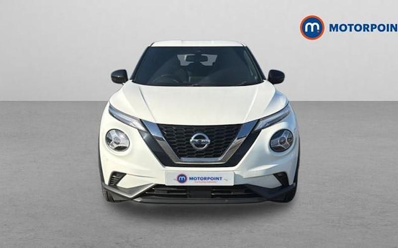 Used Nissan Juke N-Connecta 117 HP (86 kW) 2020 White SUV