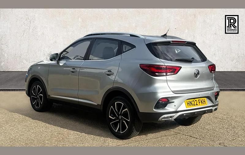 Used MG ZS Exclusive 111 HP (81 kW) 2022 Silver SUV