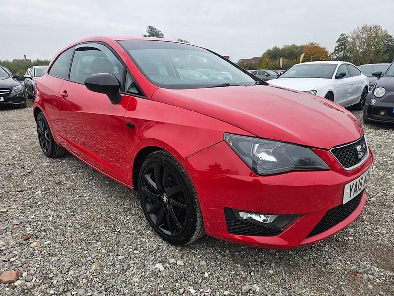 Red Used 2015 Seat Ibiza FR Hatchback | £4,980 (Fair price) - Image 1/4