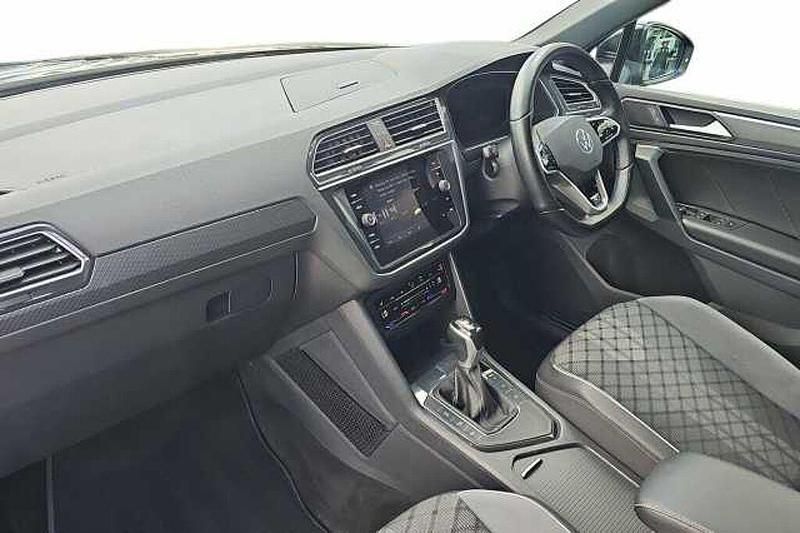 Image 2/4