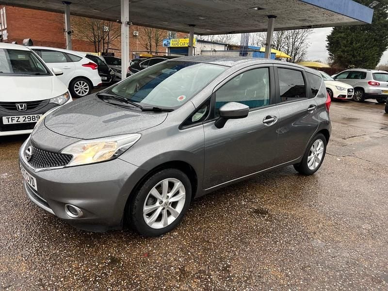 Begagnad Nissan Note Acenta Premium 2017 Grå Minibuss