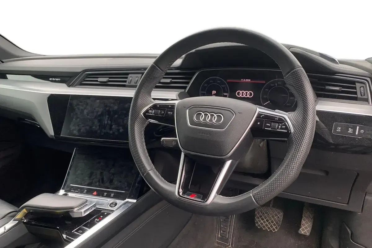 Used Audi e-tron S-Line 300 kW (408 HP) 2020 Black SUV