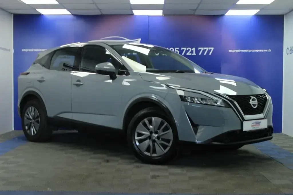 Used Nissan Qashqai S 140 HP (102 kW) 2022 Grey SUV