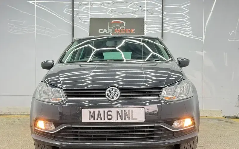 Begagnad VW Polo Match 60 HK (44 kW) 2016 Halvkombi