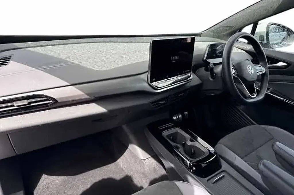 Używany VW ID.5 Pro 210 kW (286 KM) 2025 Biały SUV
