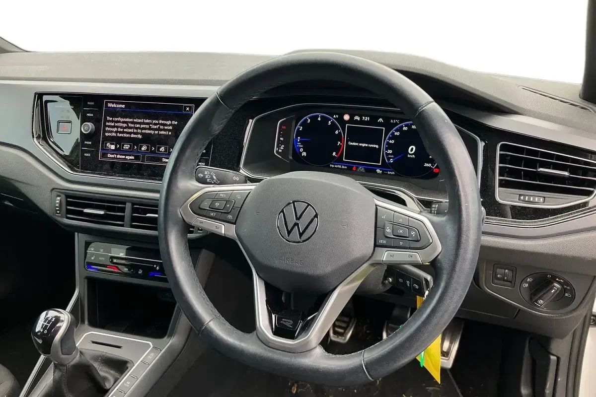 Used VW Taigo R-line 2022 White SUV