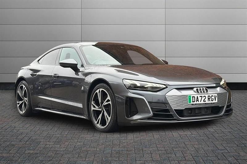 Used Audi e-tron GT quattro Design 389 kW (530 HP) 2022 Daytona grey Sedan