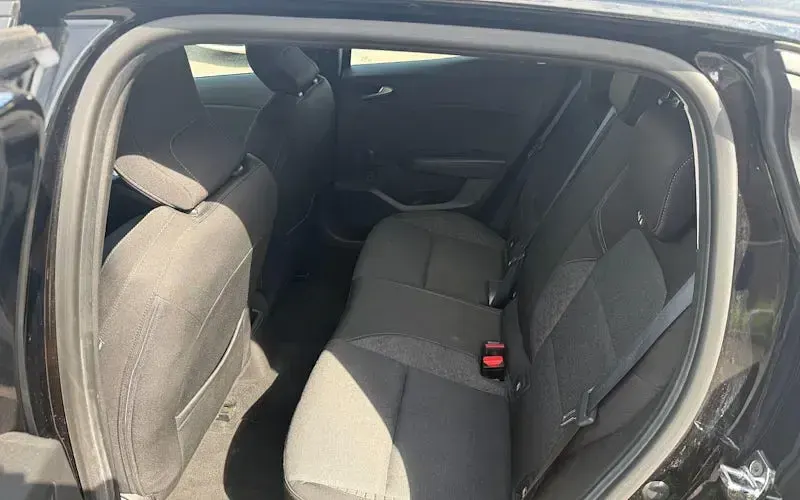 Used Renault Clio Play 101 HP (74 kW) 2019 Black Hatchback