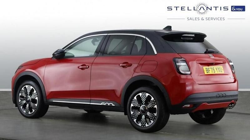 New Fiat 600 La Prima 134 HP (98 kW) 2025 Red SUV