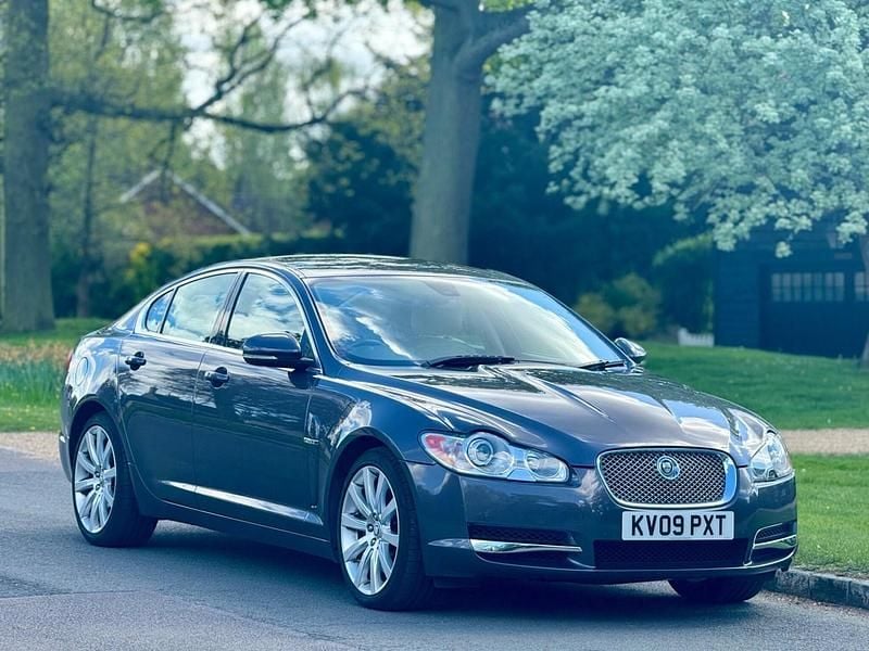 Usado Jaguar XF Premium Luxury 2009 Cinzento Sedan