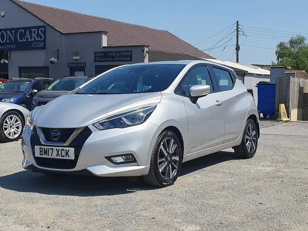 Used Nissan Micra Acenta 90 HP (66 kW) 2017 Silver Hatchback