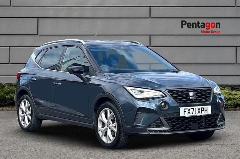 Grey Used 2021 Seat Arona FR SUV | £11,200 (Good price) - Image 1/4