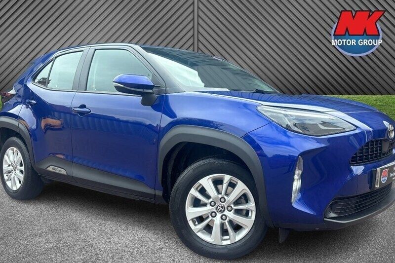 Used 2022 Toyota Yaris Hybrid SUV | £13,799 (Super price) - Image 1/1