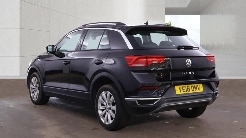 Usado VW T-Roc SE 150 HP (110 kW) 2018 Preto SUV