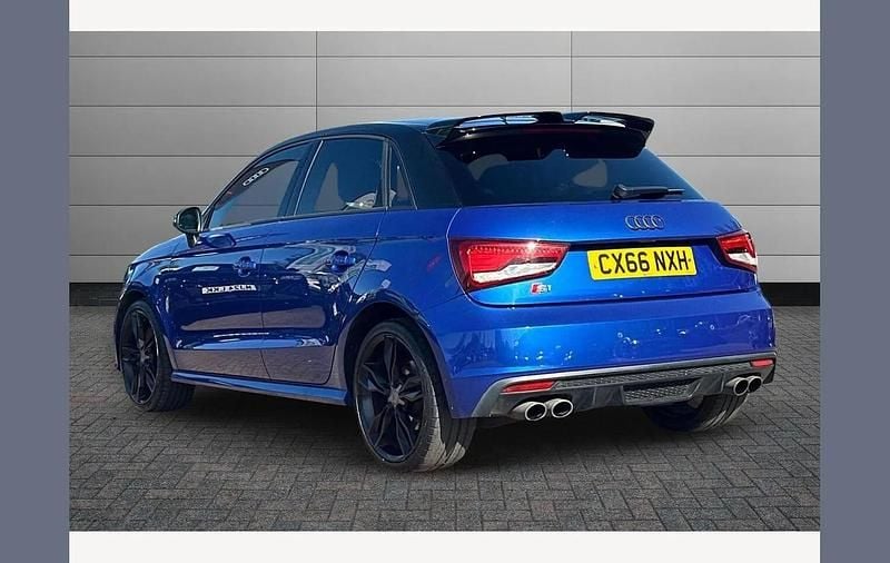 Used Audi S1 Comfort 231 HP (169 kW) 2016 Blue Hatchback