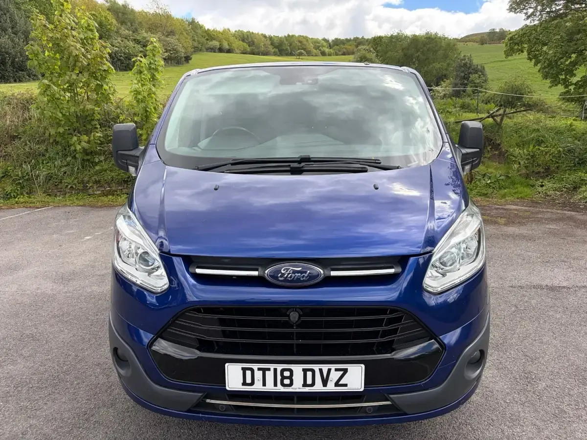 Usado Ford Transit Custom Limited 170 CV (125 kW) 2018 Azul Van