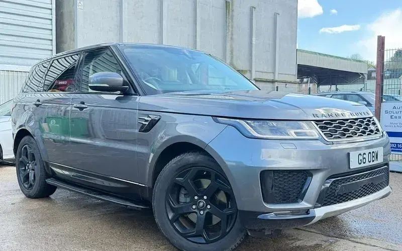 Second-hand Land Rover Range Rover Sport HSE 241 CP (177 kW) 2018 SUV