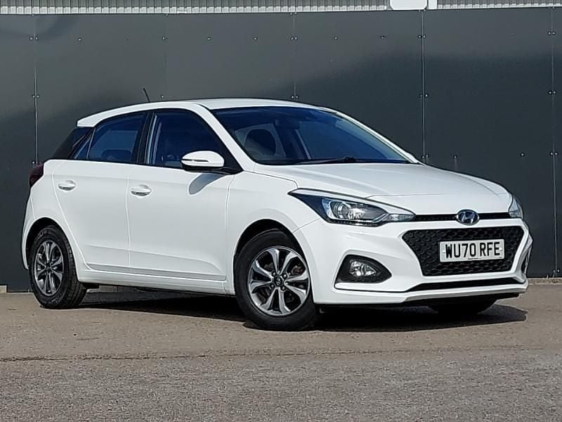 White Used 2020 Hyundai i20 SE Hatchback | £11,498 (Fair price) - Image 1/4