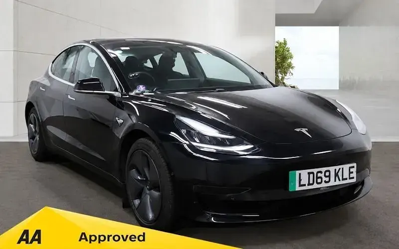 Used Tesla Model 3 Standard Range 180 kW (245 HP) 2021 Sedan