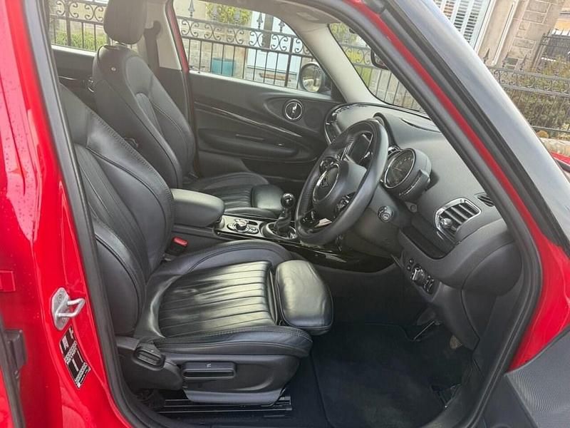 Used Mini Cooper Clubman Exclusive 136 HP (100 kW) 2019 Red Estate