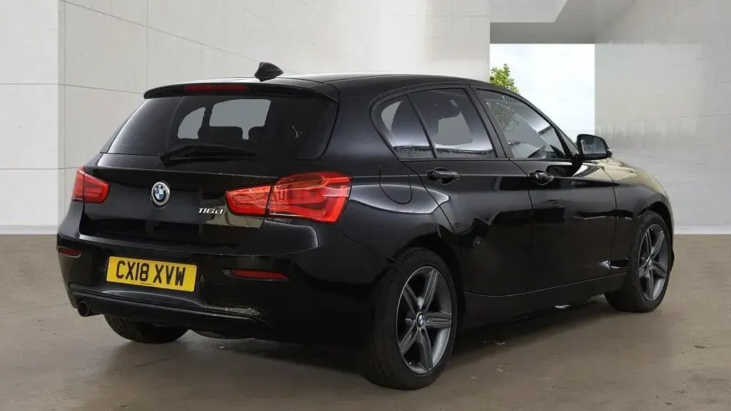 Used BMW 116 Sport Line 116 HP (85 kW) 2018 Black Hatchback