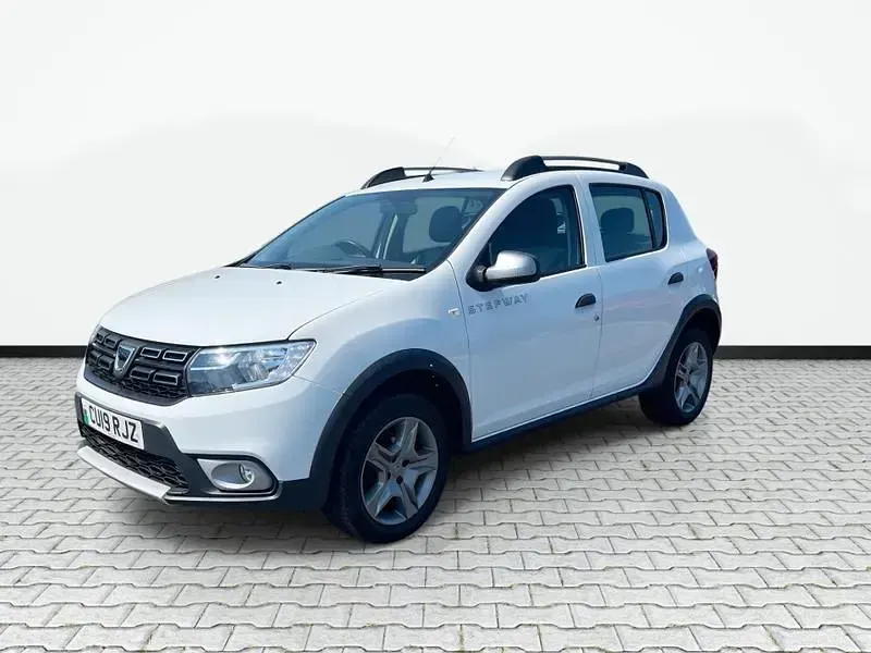 Used Dacia Sandero Essentiel 95 HP (69 kW) 2019 White Hatchback